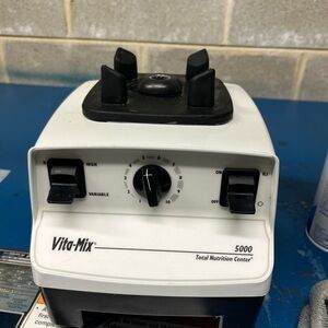 5000 Blender - White